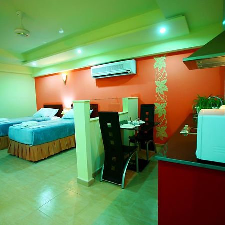 Johny International Hotel Maskat Exterior foto