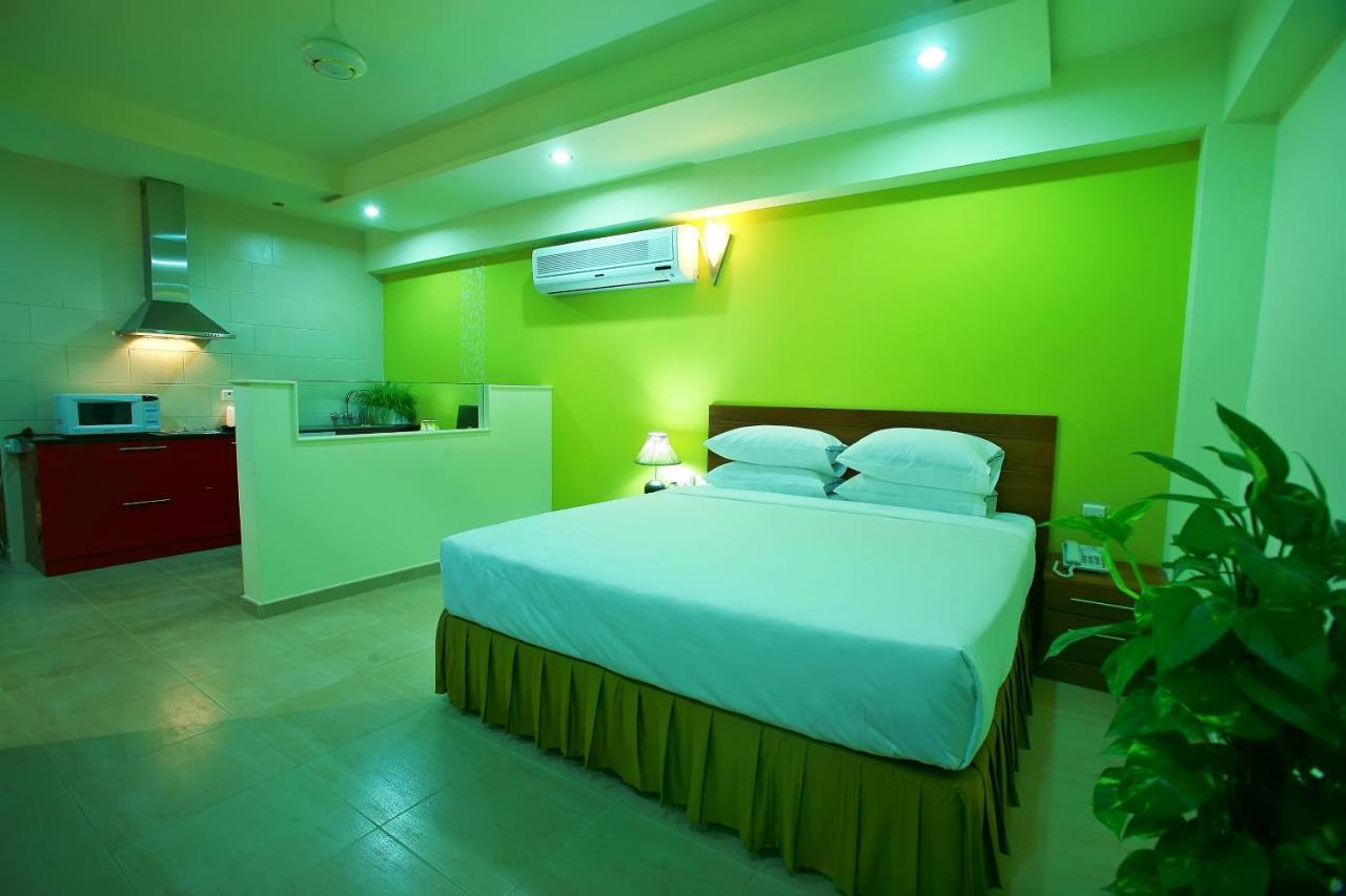 Johny International Hotel Maskat Exterior foto
