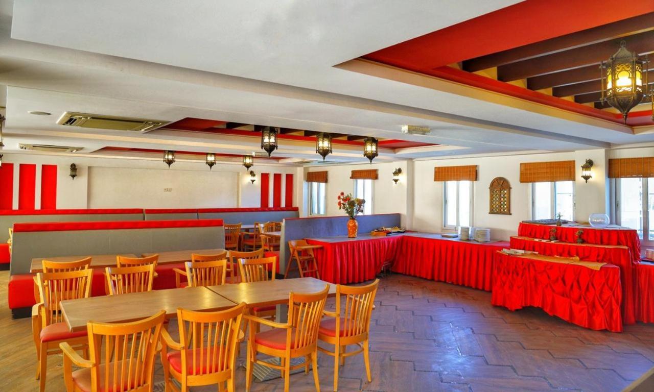 Johny International Hotel Maskat Exterior foto