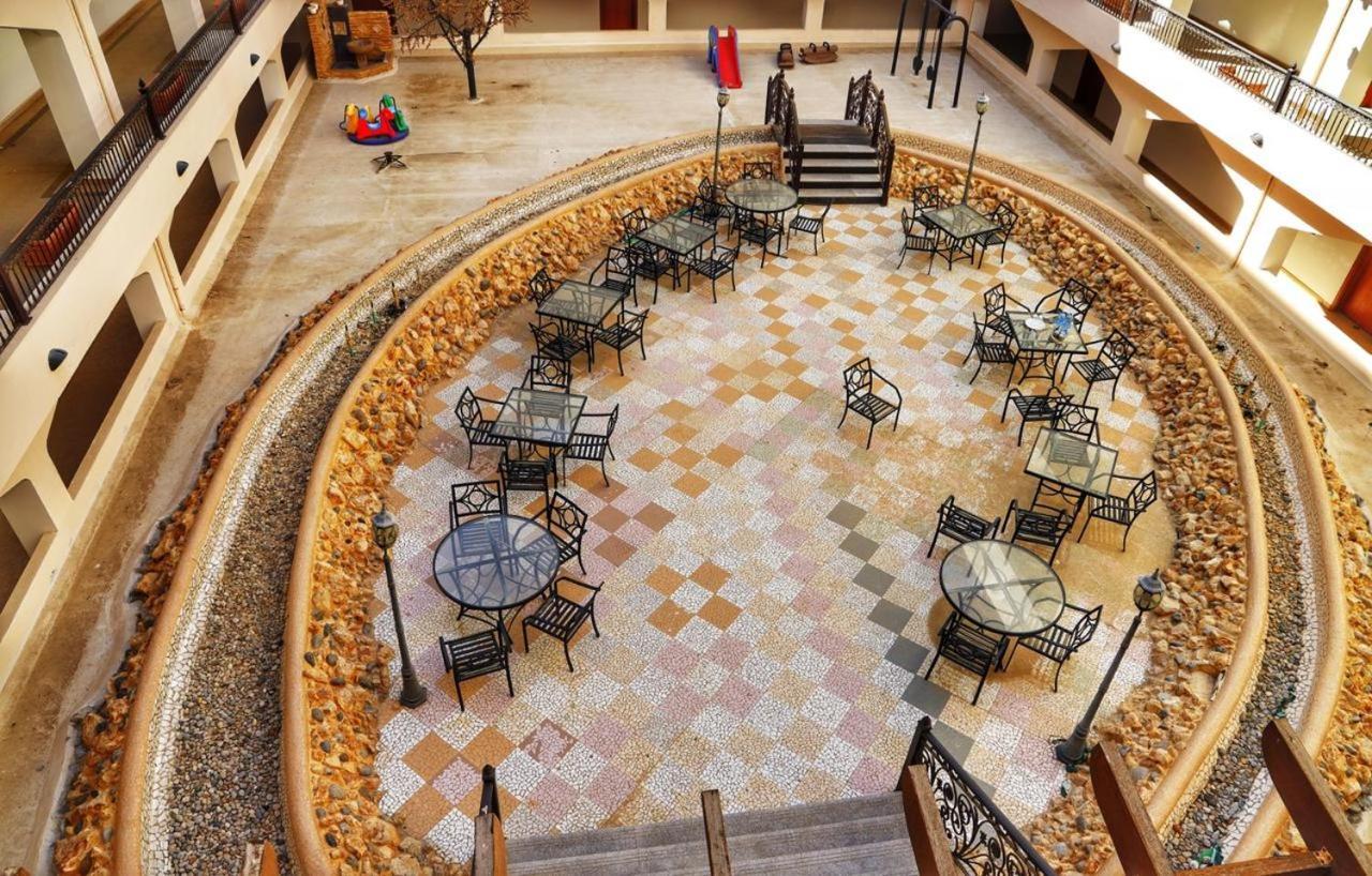 Johny International Hotel Maskat Exterior foto