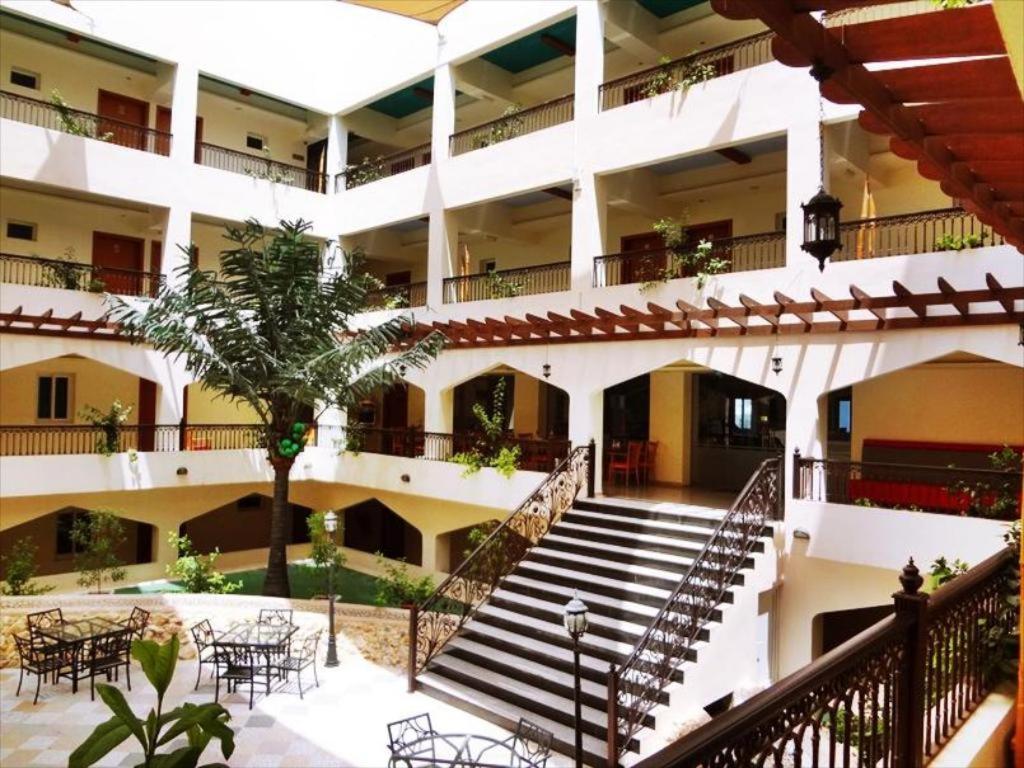 Johny International Hotel Maskat Exterior foto
