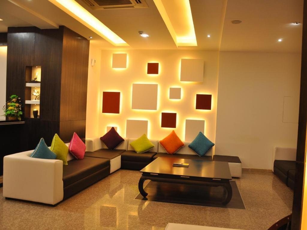 Johny International Hotel Maskat Exterior foto
